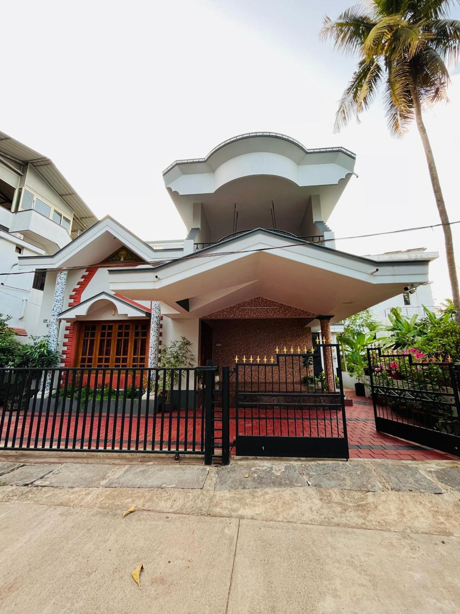 Spacious 3-Bedroom Private Villa In Mangalore - Ideal Getaway For Family And Friends Экстерьер фото
