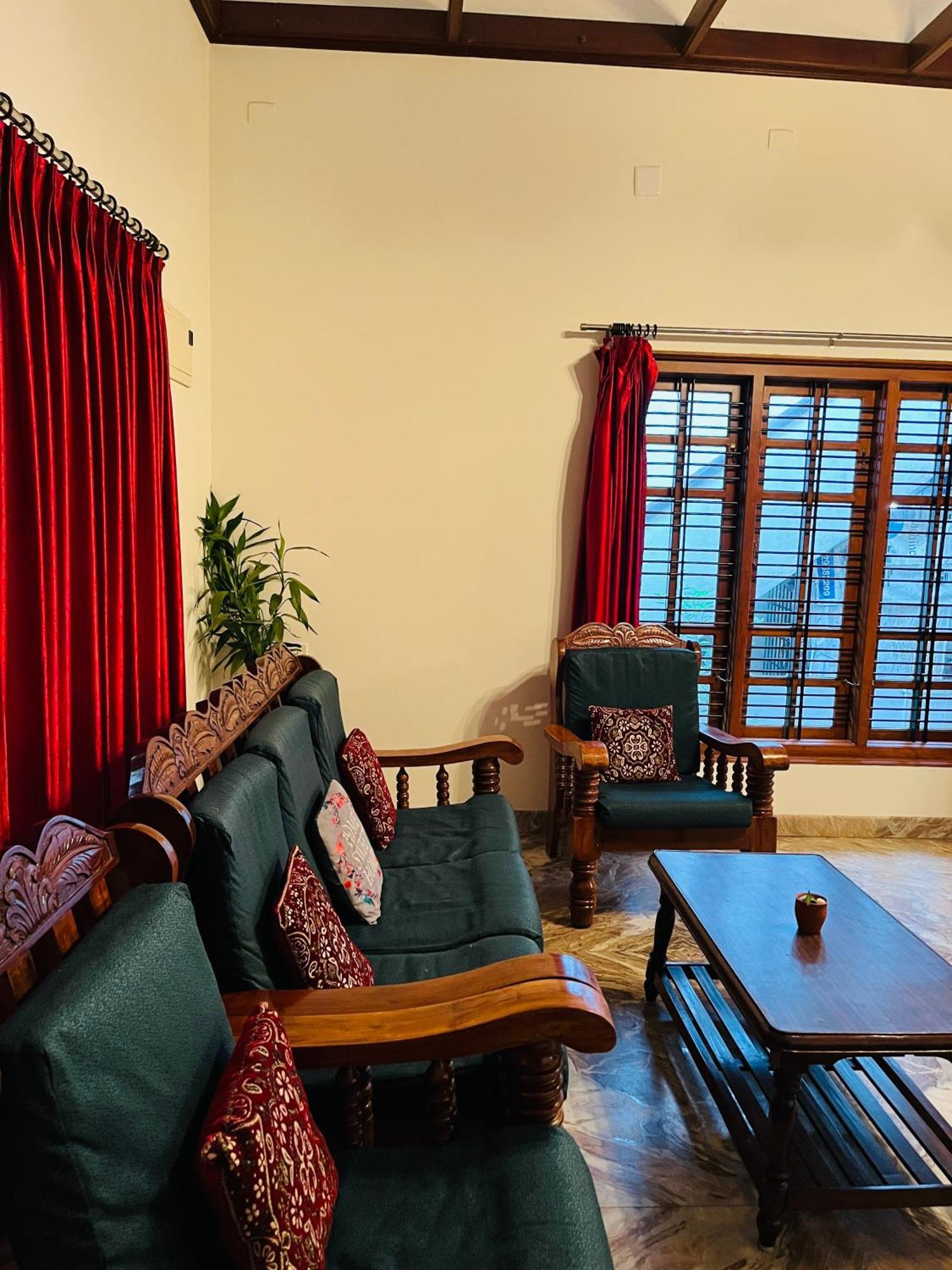 Spacious 3-Bedroom Private Villa In Mangalore - Ideal Getaway For Family And Friends Экстерьер фото